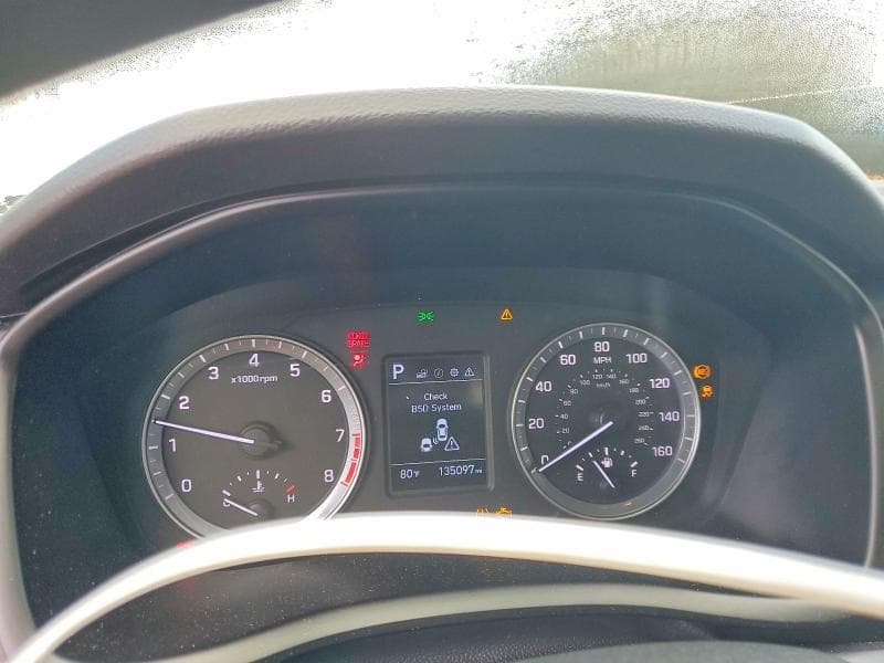 2019 HYUNDAI SONATA SE 9