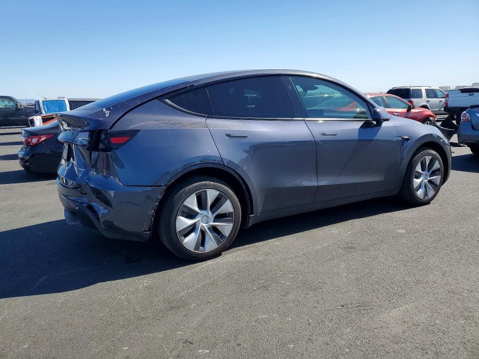 2023 TESLA MODEL Y 3