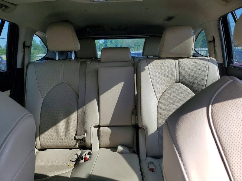 2022 TOYOTA HIGHLANDER LIMITED 10