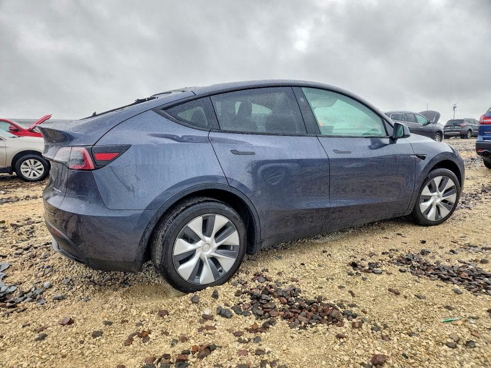 2023 TESLA Y 3