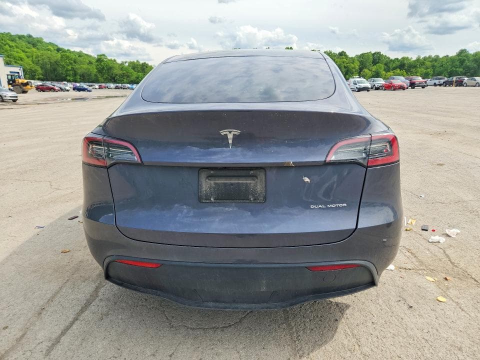 2023 TESLA MODEL Y 6