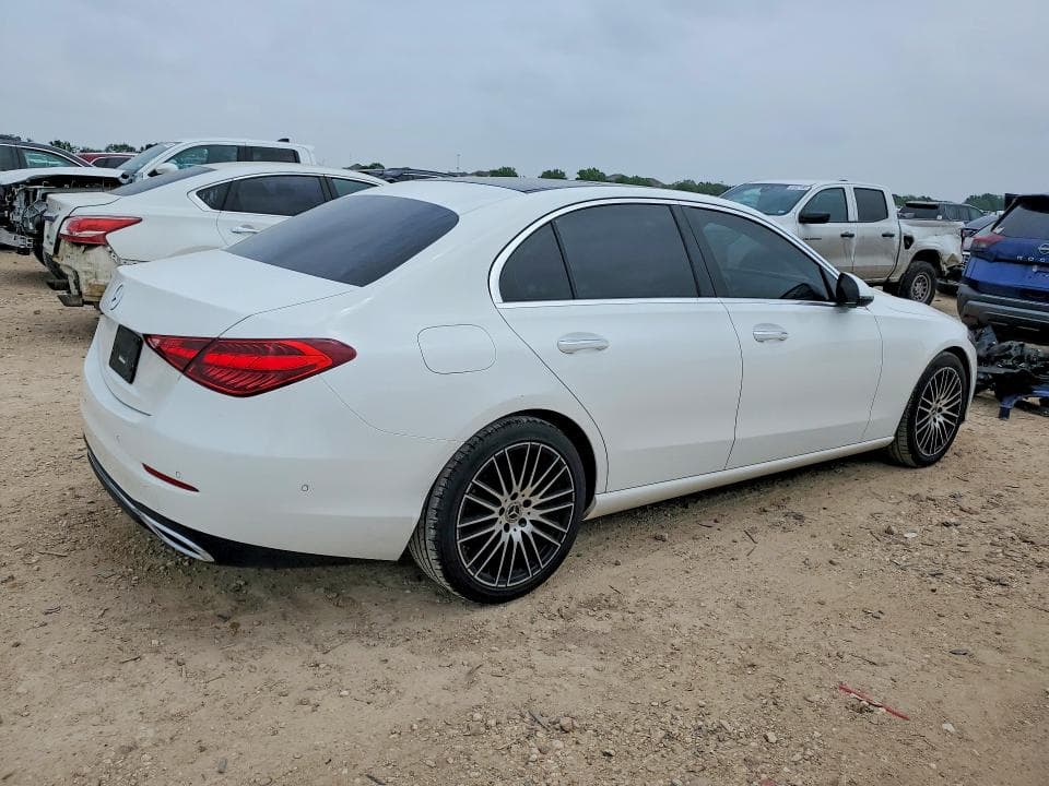 2024 MERCEDES-BENZ C 300 3