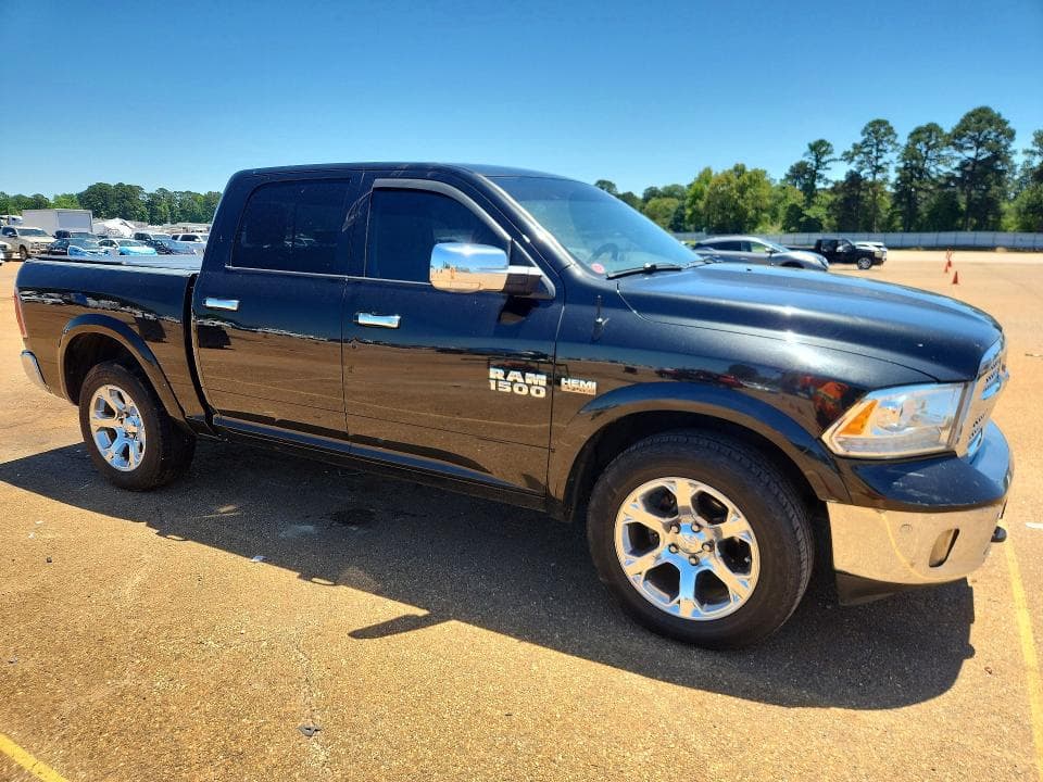 2018 RAM 1500 LARAMIE 4