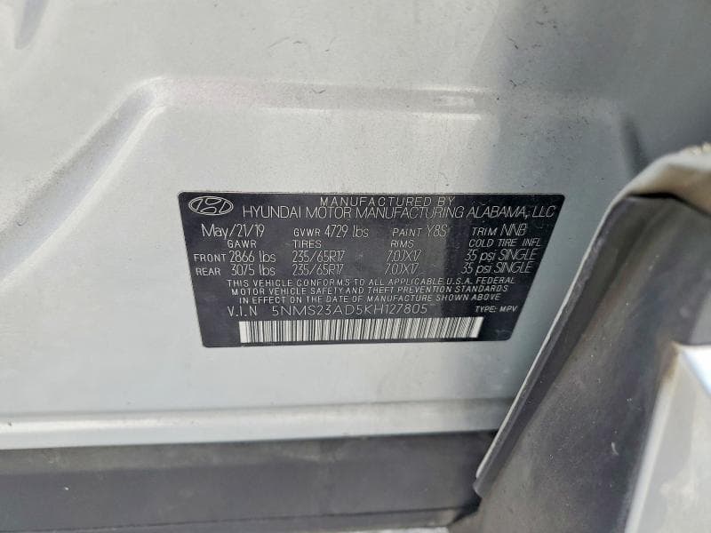 2019 HYUNDAI SANTA FE SE 13