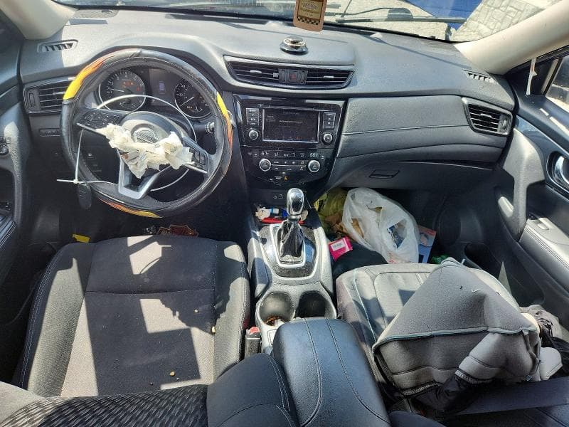 2020 NISSAN ROGUE SV 8