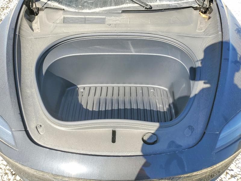 2025 TESLA MODEL 3 11
