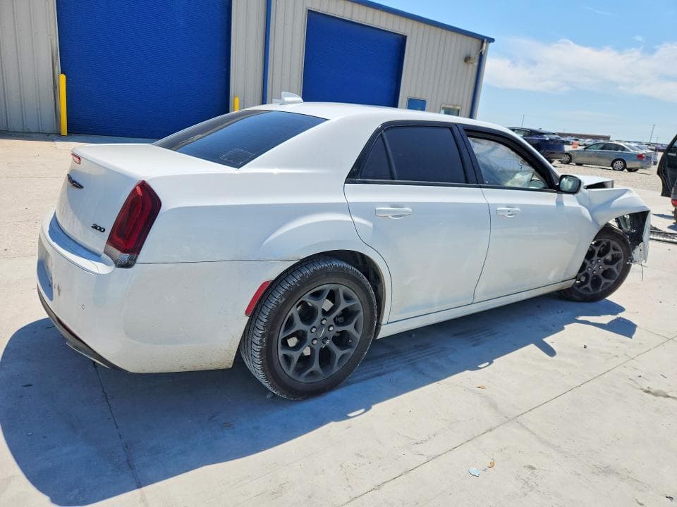 2022 CHRYSLER 300 TOURING L 3
