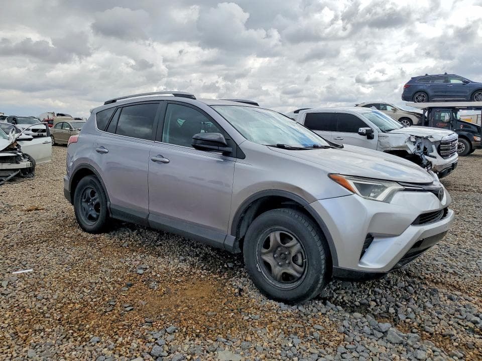 2017 TOYOTA RAV4 LE 4