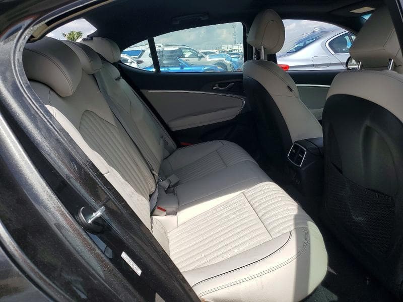 2025 GENESIS G70 2.5T SPORT PRESTIGE 10