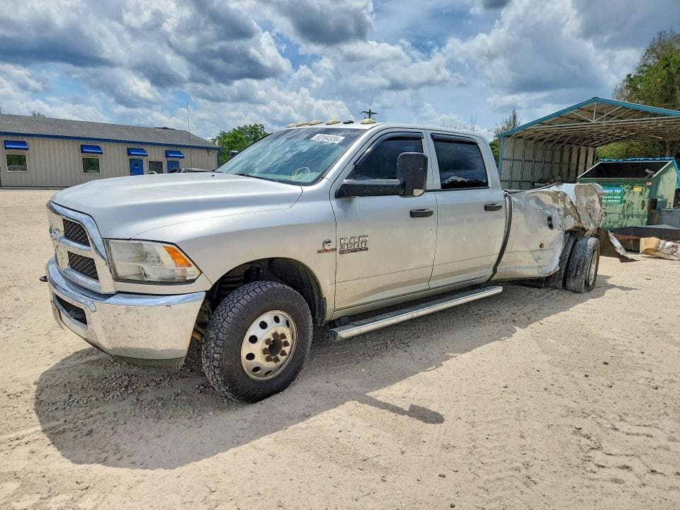 2015 RAM 3500 ST