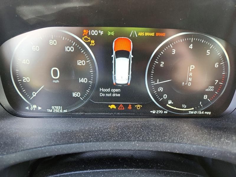 2019 VOLVO XC90 T6 MOMENTUM 9