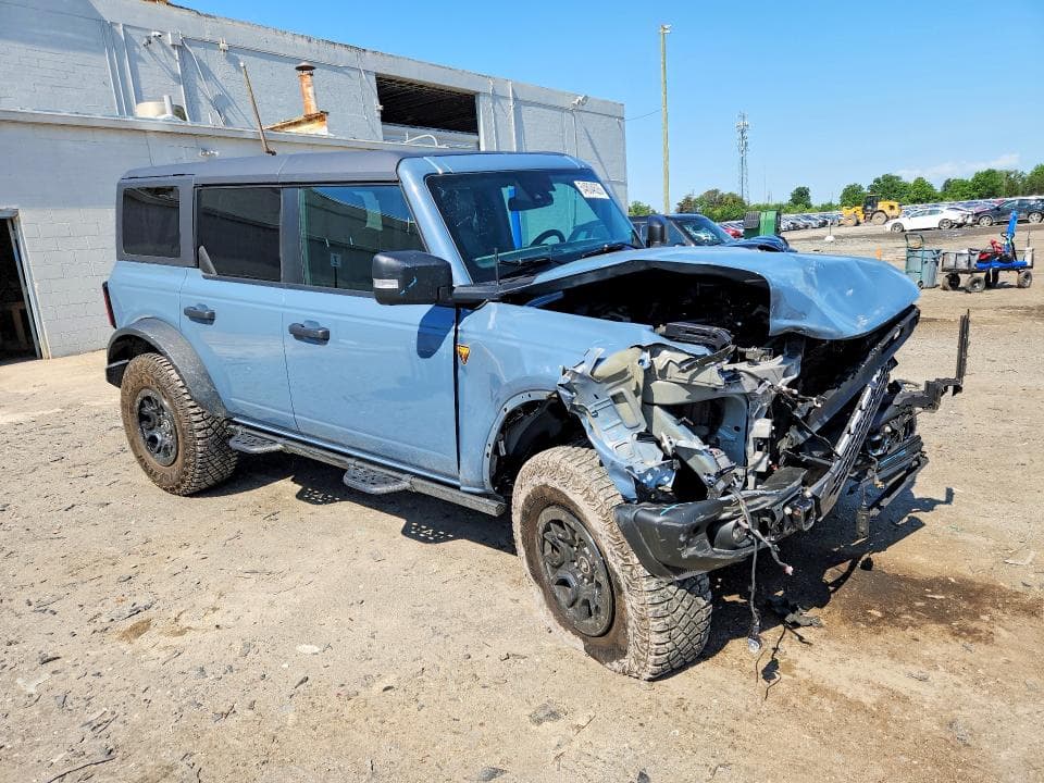 2023 FORD BRONCO BASE 4
