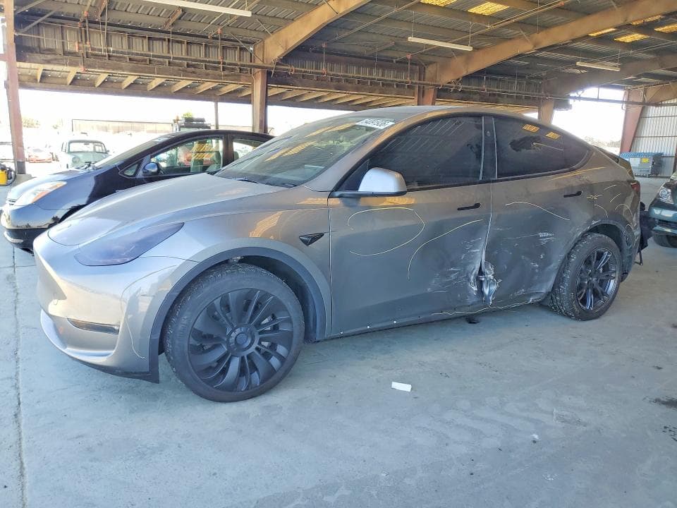 2024 TESLA MODEL Y - 1