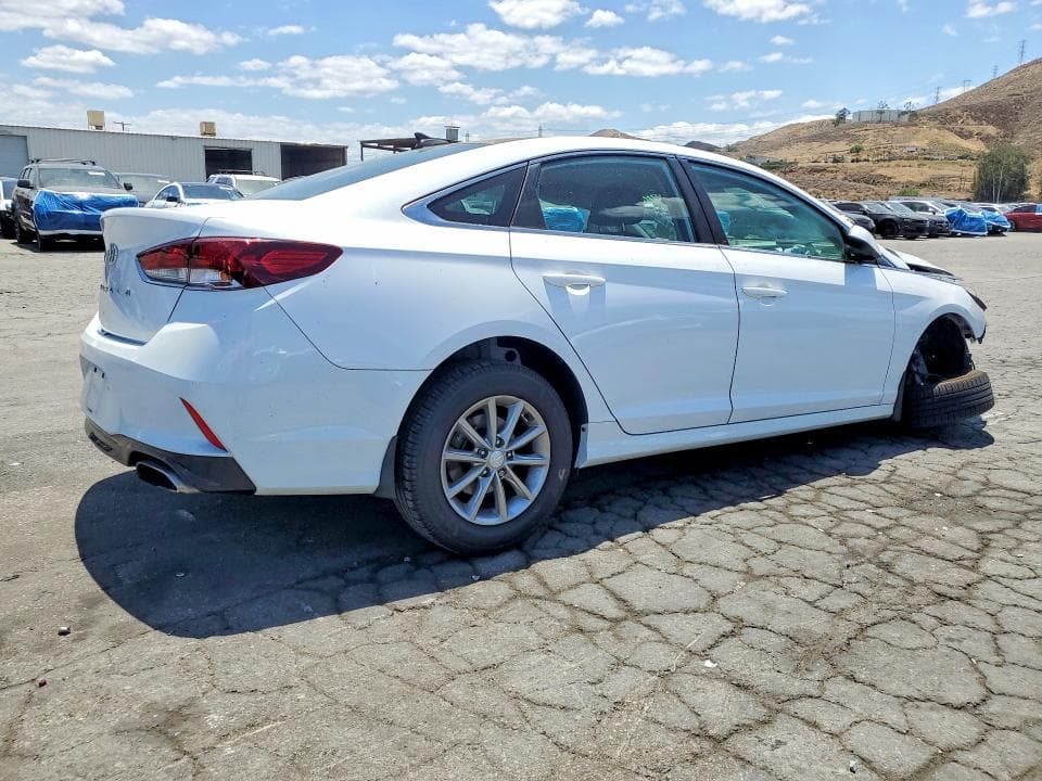 2019 HYUNDAI SONATA SE 3