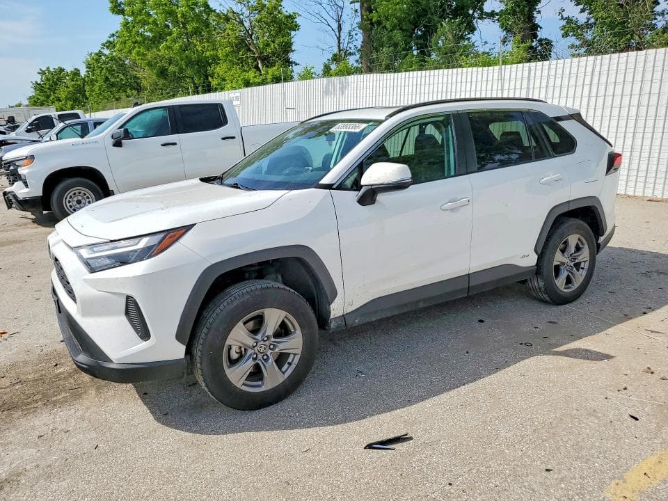 2024 TOYOTA RAV4 HYBRID XLE