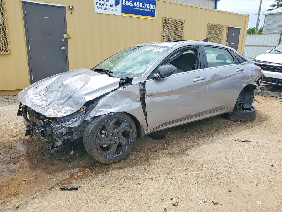 2026 HYUNDAI ELANTRA