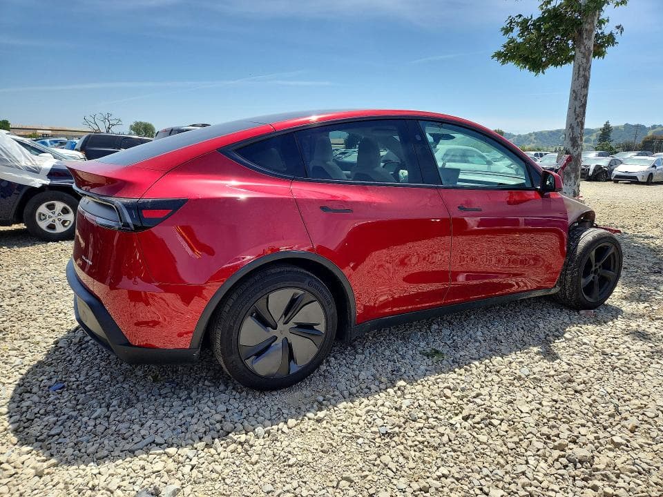 2026 TESLA MODEL Y 3