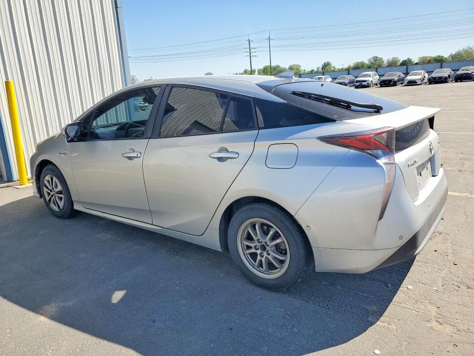 2017 TOYOTA PRIUS THREE 2