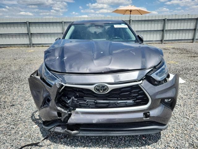 2021 TOYOTA HIGHLANDER LE 5