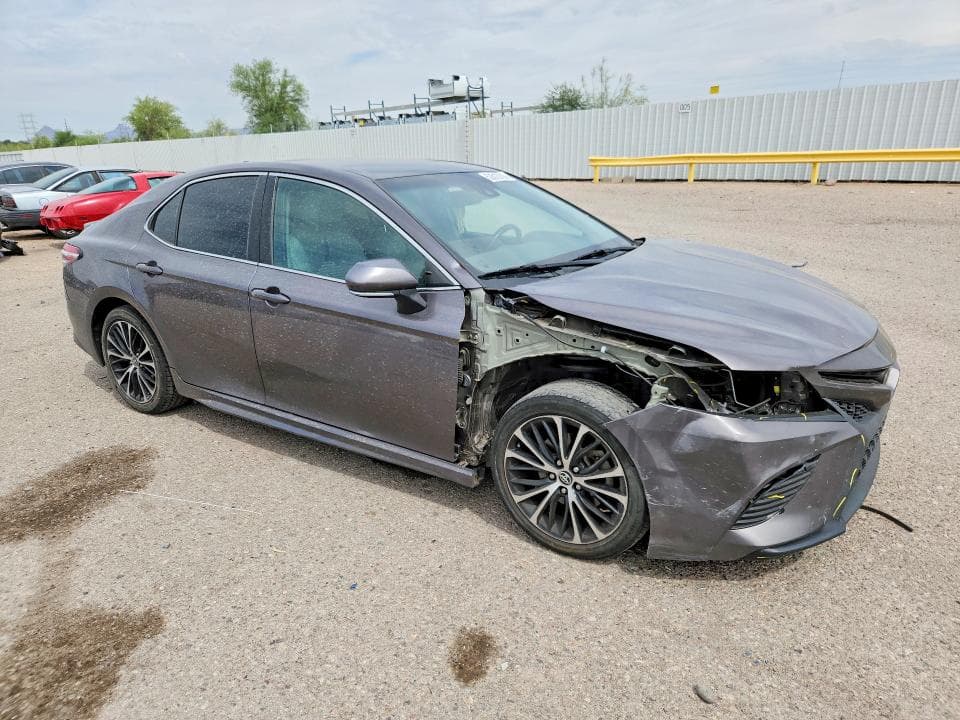 2020 TOYOTA CAMRY 4