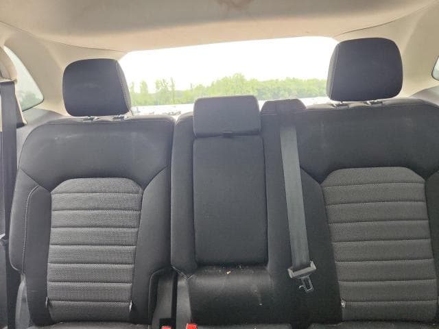2018 FORD EDGE SE 10