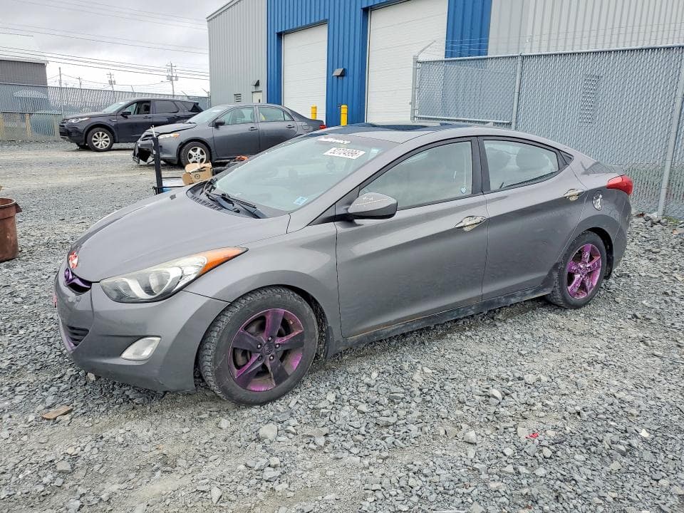 2013 HYUNDAI ELANTRA
