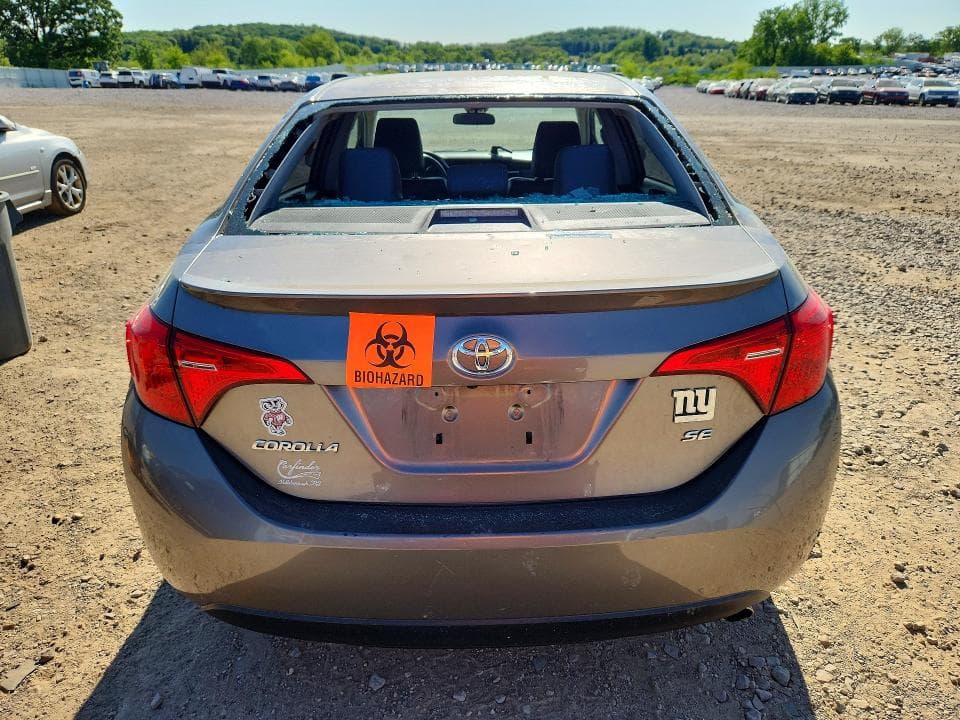 2019 TOYOTA COROLLA SE 6