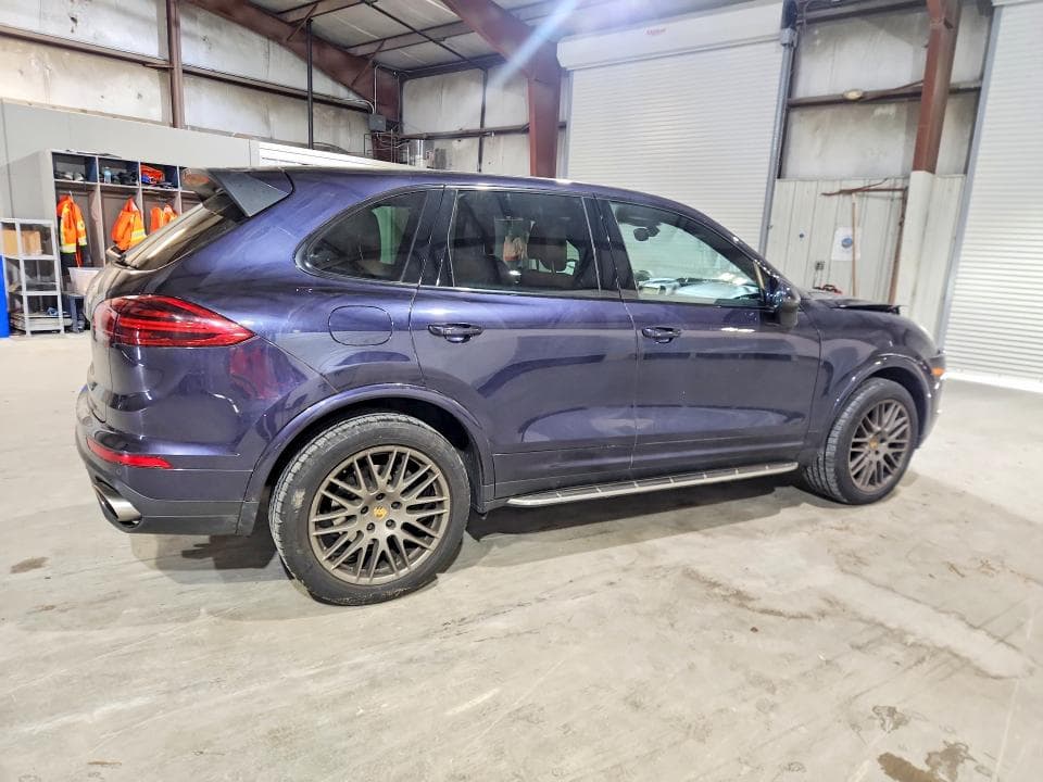 2017 PORSCHE CAYENNE 3