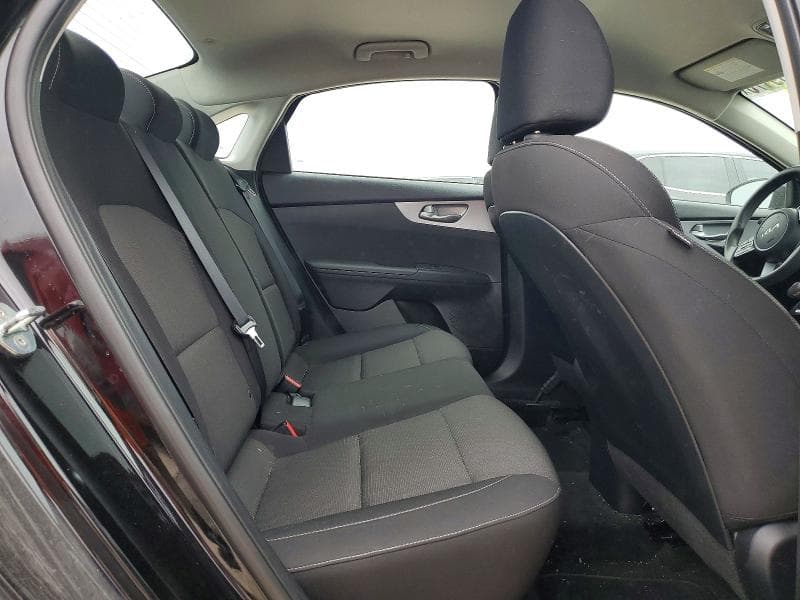 2022 KIA FORTE LXS 10
