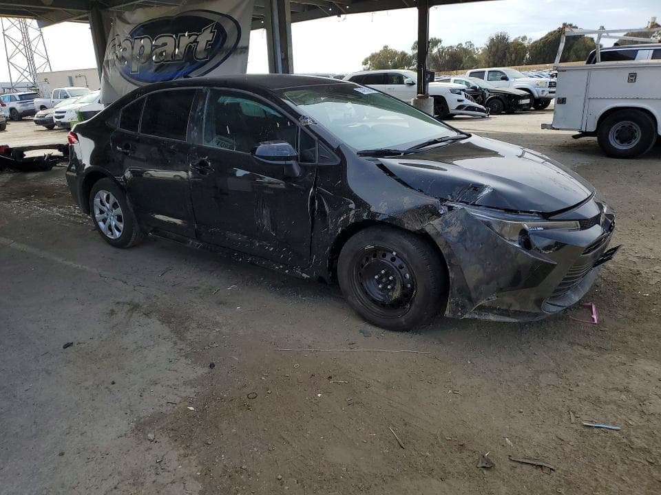 2026 TOYOTA COROLLA LE 4