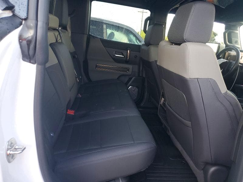 2025 GMC HUMMER PICKUP 3X 10