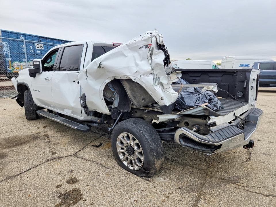 2025 CHEVROLET SILVERADO K3500 LTZ 2