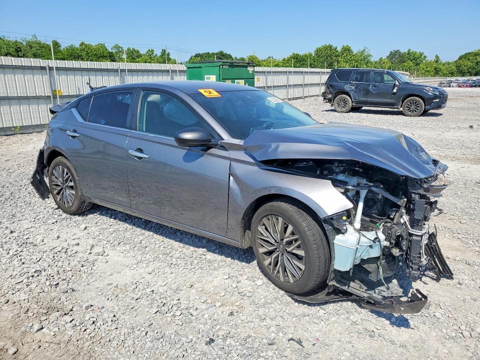 2024 NISSAN ALTIMA SV 4