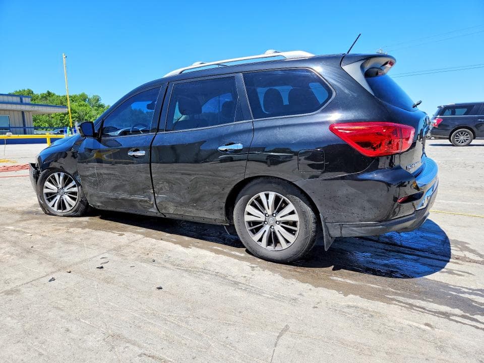 2017 NISSAN PATHFINDER SL 2