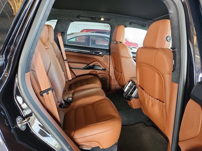 2017 PORSCHE CAYENNE TURBO 11