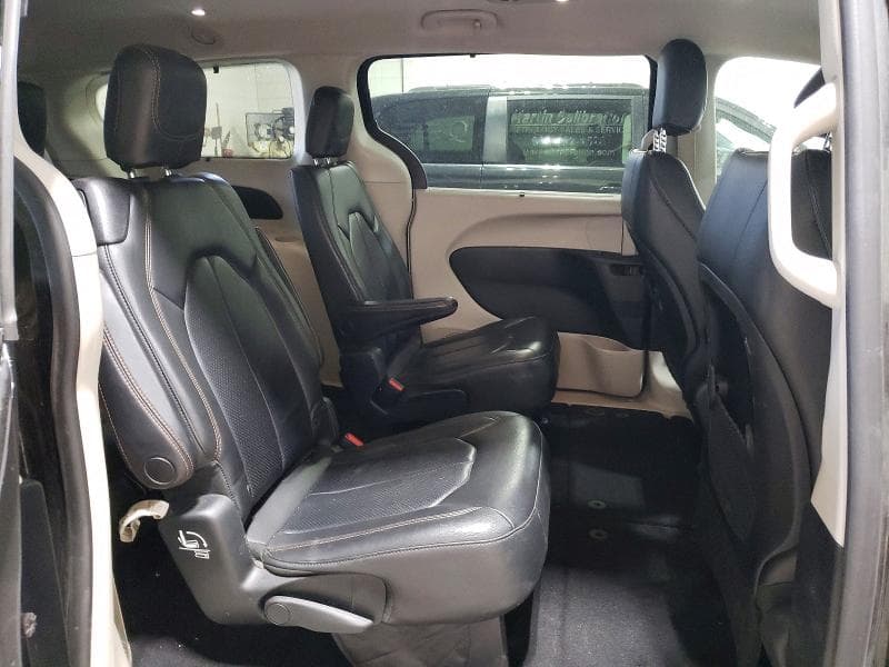 2019 CHRYSLER PACIFICA TOURING L 11