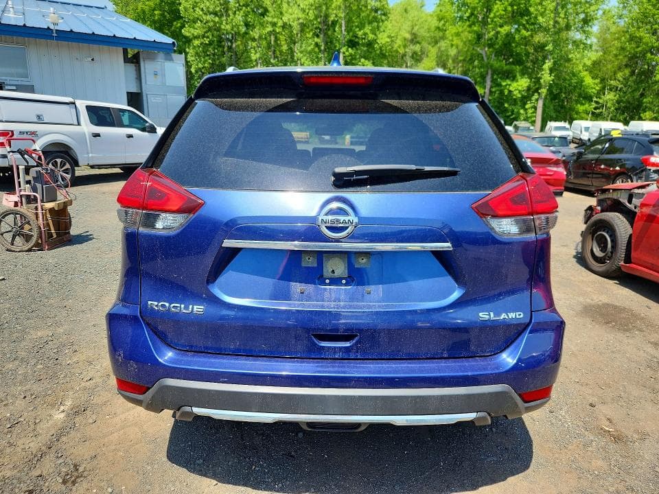 2017 NISSAN ROGUE SL 6
