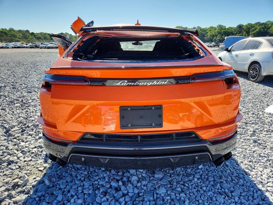 2024 LAMBORGHINI URUS PERFORMANTE 6