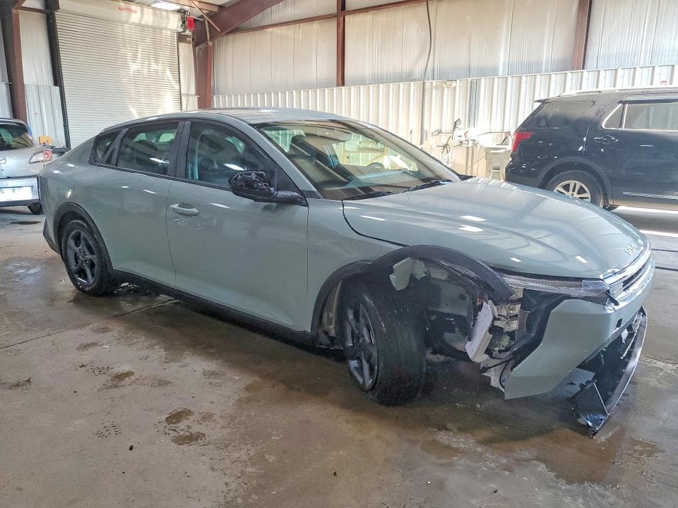 2025 KIA K4 LXS 4