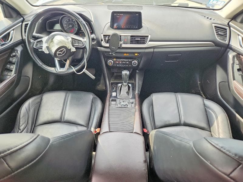 2017 MAZDA 3 TOURING 8