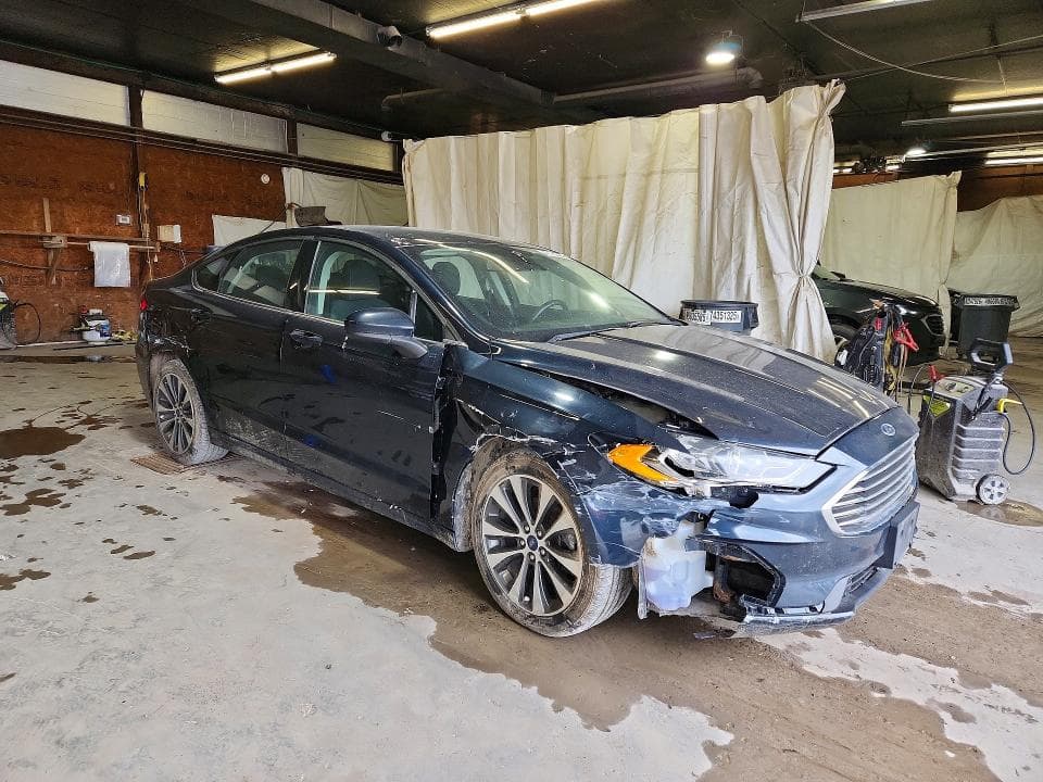 2020 FORD FUSION 4