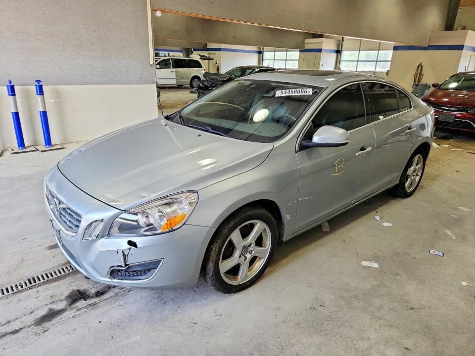 2013 VOLVO S60 - 1