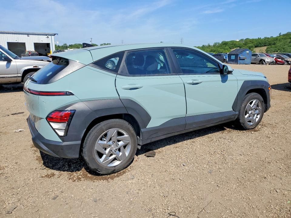 2025 HYUNDAI KONA SE 3