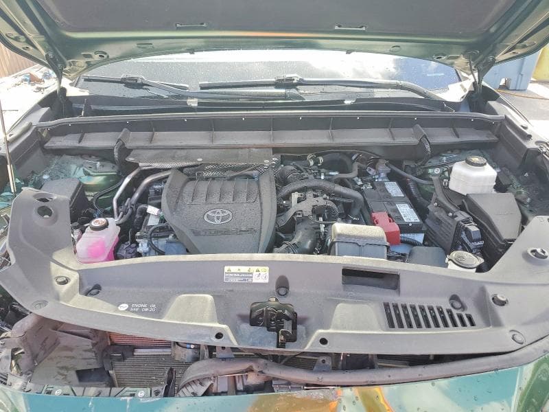 2023 TOYOTA HIGHLANDER XLE 11