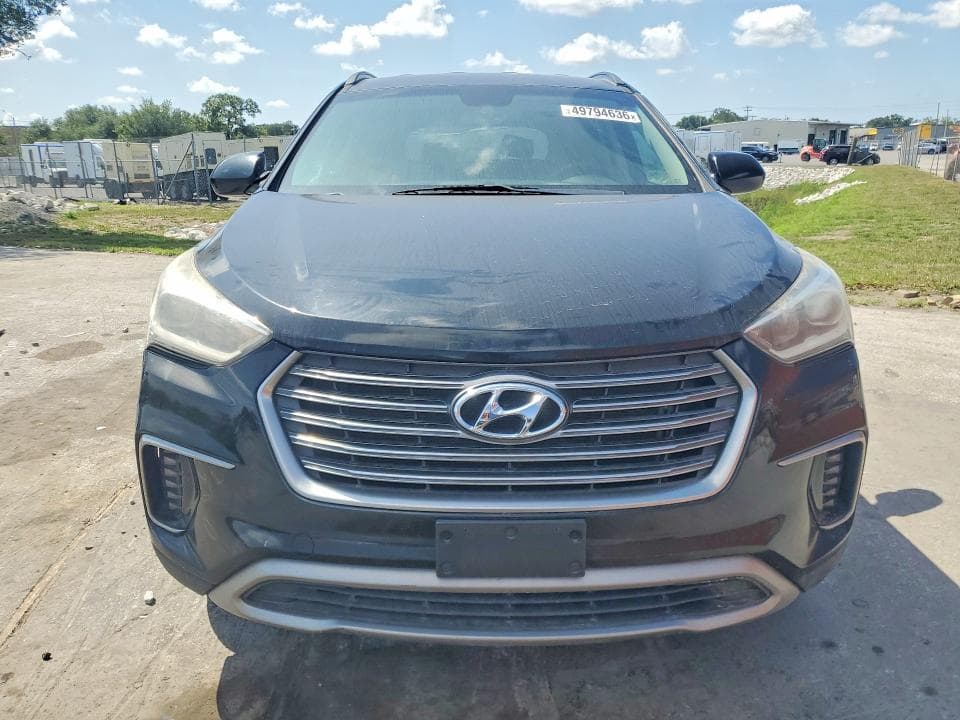 2017 HYUNDAI SANTA FE SE 5