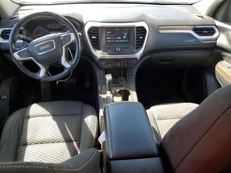 2017 GMC ACADIA SLE 8