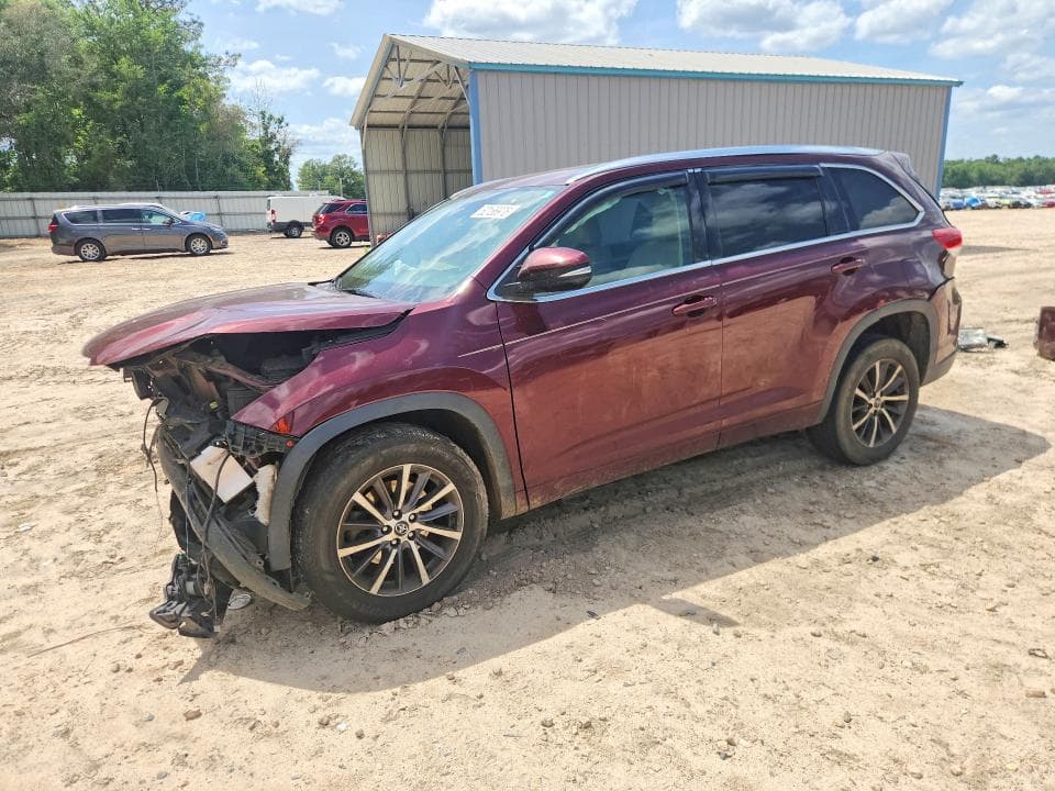 2017 TOYOTA HIGHLANDER XLE - 1