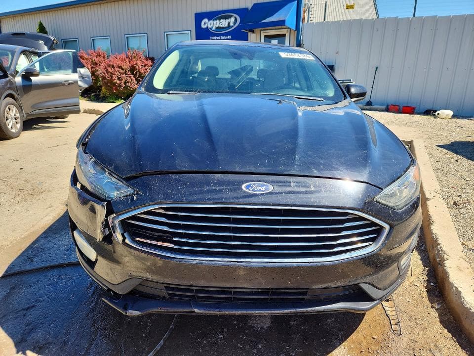 2019 FORD FUSION SE 5