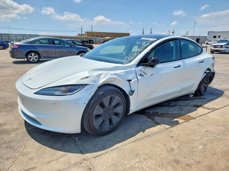 2025 TESLA MODEL 3 - 1