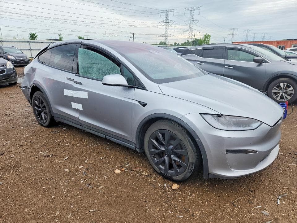 2025 TESLA MODEL X 4